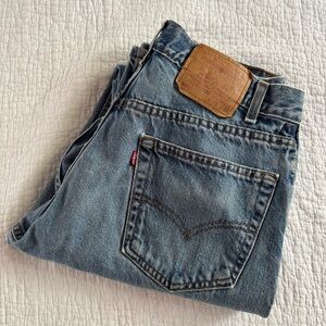Vintage 90s Men's Levi's 505 Regular Fit Medium Blue Jeans Size 34x34